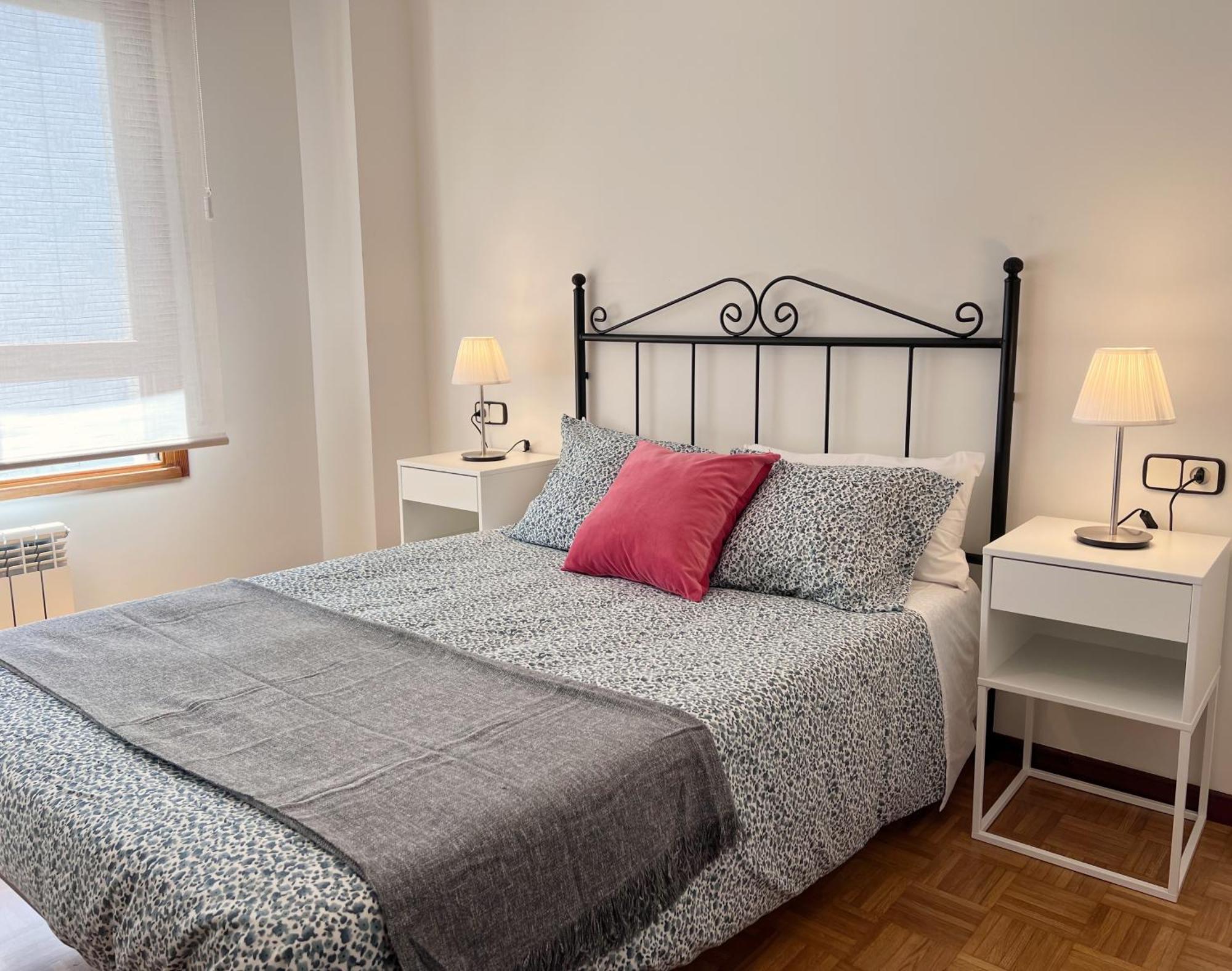 Apartamento Europa Centric Parking Gratis Oviede Extérieur photo
